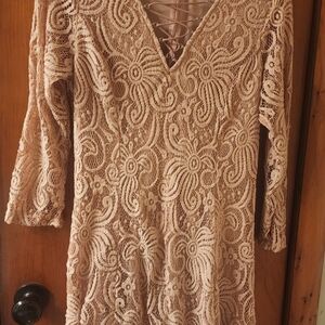 Chic Pink Lace Dress with V-Neck